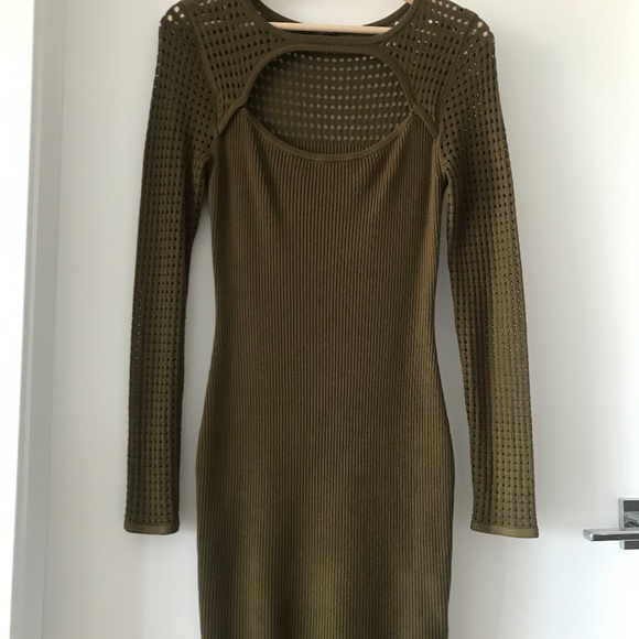 Guess dress - Picture 1 of 3